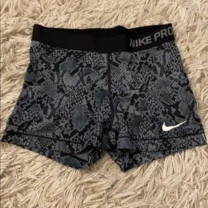 nike pro